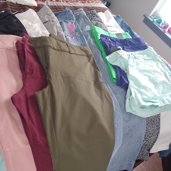 Pants Bundle - Picture 2 of 3